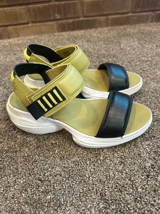 Sorel Shoes - Sorel Kinetic Impact YStrap High Sandal Chartreuse Black Size 7.5 Sport Gorpcore